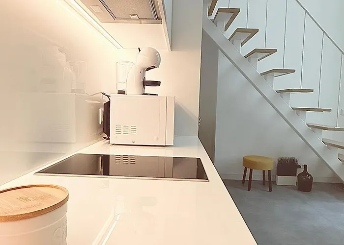 White Garden Apartment